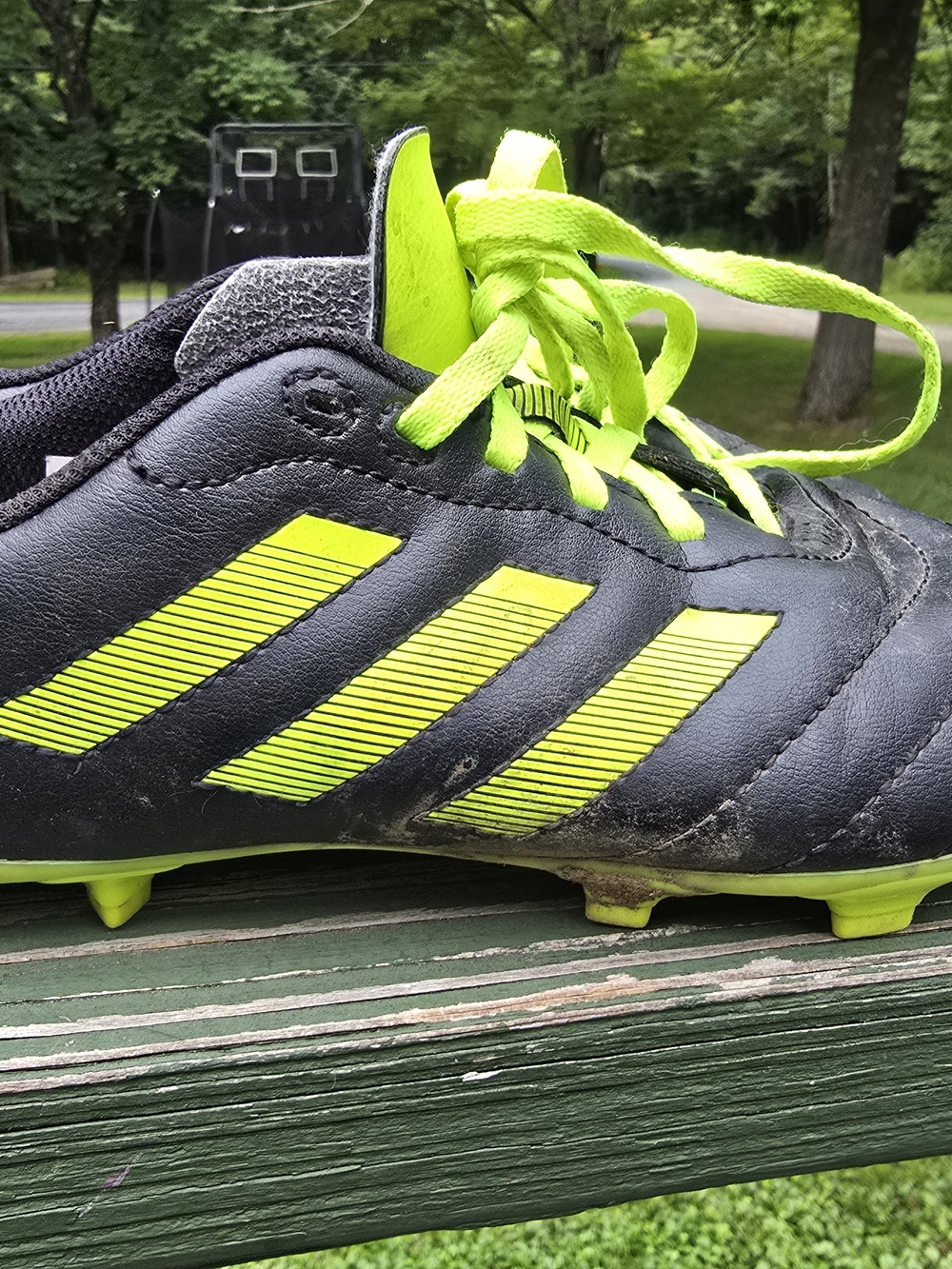 Adidas Kids Size 4 Black and Neon Yellow Soccer Cleats